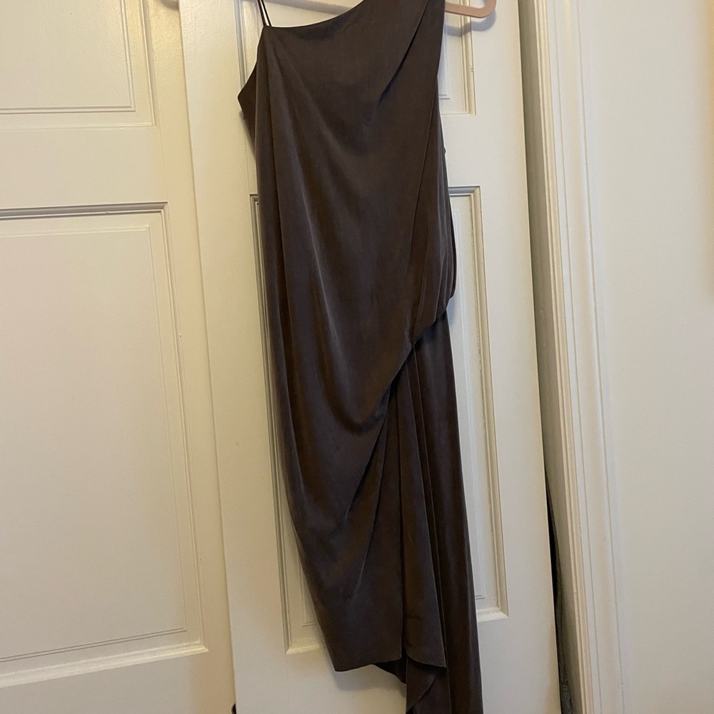 Elegant One-Shoulder Brown Dress
